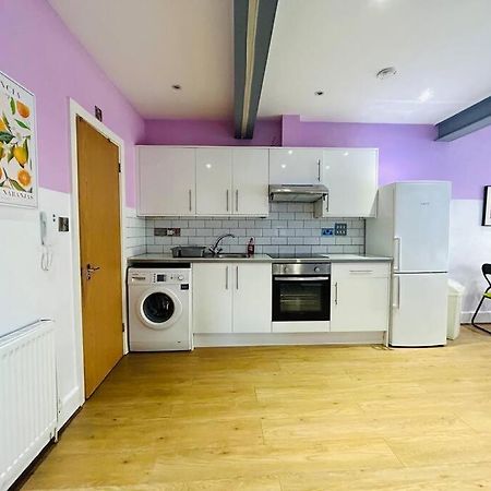 Modern Studio Near Bethnal Green London Exterior photo