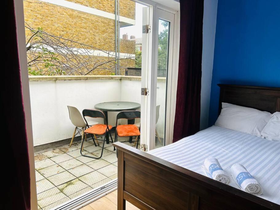 Modern Studio Near Bethnal Green London Exterior photo