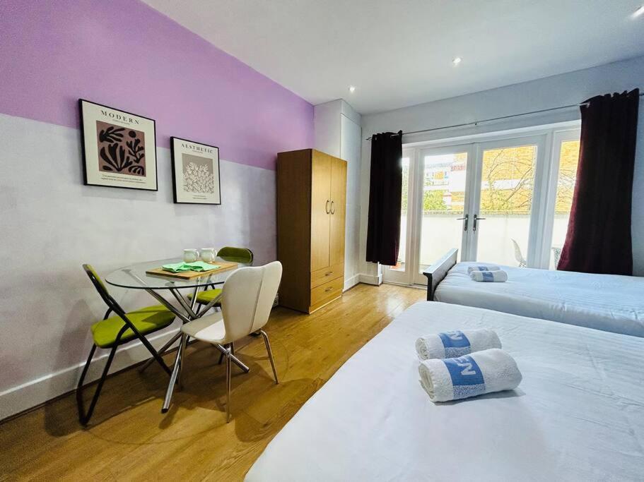 Modern Studio Near Bethnal Green London Exterior photo