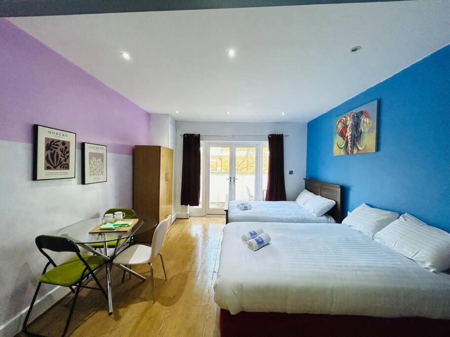 Modern Studio Near Bethnal Green London Exterior photo
